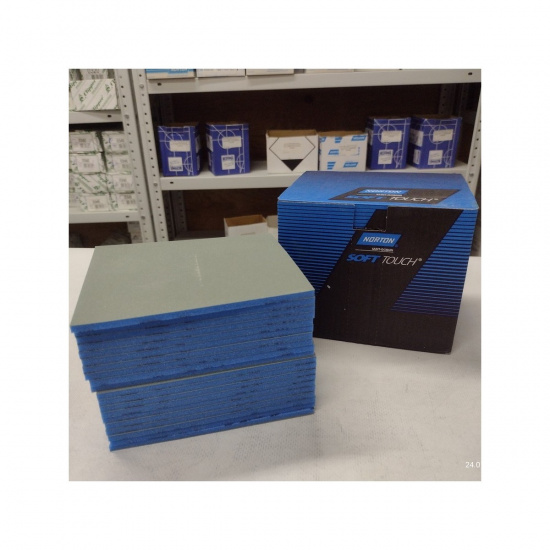 Большое фото товара - Губка абразивная SOFT-TOUCH 139х114х5мм micro fine P1500/1200 NORTON 63642550604, 63642550604. Вариант №1