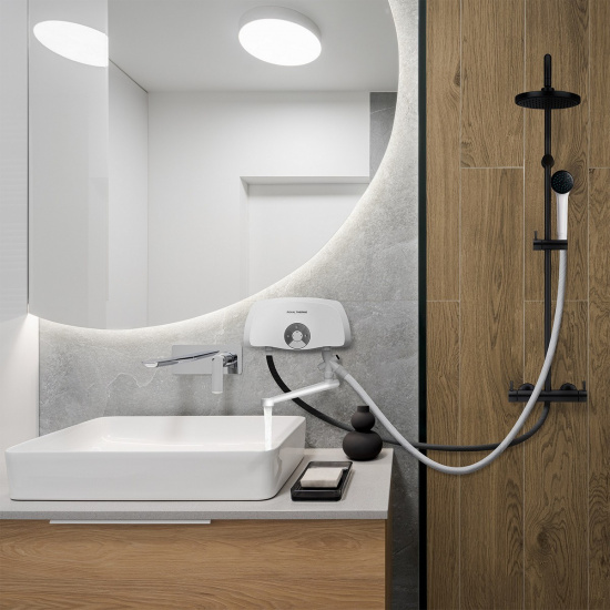 Большое фото товара - Водонагреватель проточный - кран+душ Royal Thermo SmartFix TS (3,5 kW), SmartFix TS (3,5 kW). Вариант №5